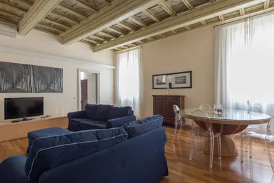 Image de Spanish Steps Luxury Two Bedroom Apartment