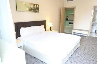 Image de One Bedroom Apartment Near Burjuman Metro Station By Luxury Bookings