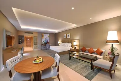 Image de Brand New Executive Suite Near Mashreq Metro By Luxury Bookings