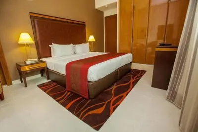 Image de One Bedroom Apartment Near Al Rais Tower 2 By Luxury Bookings