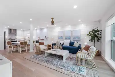 Image de Relaxing condo near beach with washer/dryer, on-site pool, hot tub