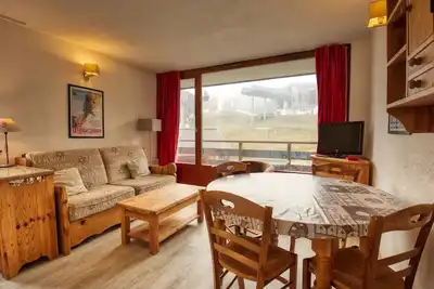 Image de Bel appartement rénové aux pieds des pistes, 36m², 2 chambres