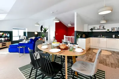 Image de Pass the Keys | Perfectly located stylish 2 bed home with Parking