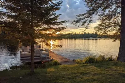 Image de Cozy 4-bedroom lake house with private boat dock on the Chain of Lakes!