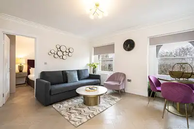 Image de Appartement-Élite-Salle de bain privée séparée-Vue ville