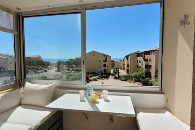 Image de Comme un poisson dans l’eau, appartement vue mer