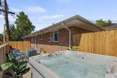 Image de RedRocks HotTub KushKations 2KingBeds