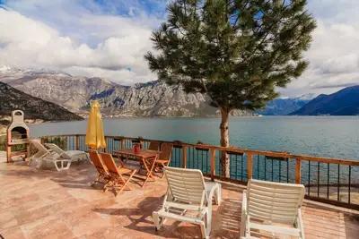 Image de 3 bedrooms seafront house with spectacular views