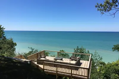 Image de Beautiful Lakeview Property with the private beach