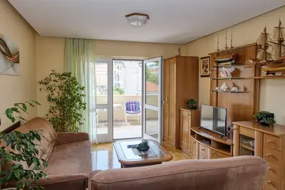 Image de Appartement de trois chambres avec la terrasse et la vue sur le mer Murter (A-5088-e)