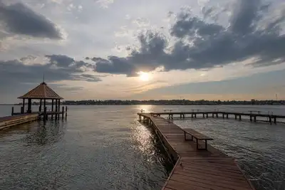 Image de Lake Conroe Sunset House- 3 bed 3. 5 bath