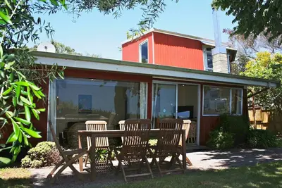 Moeroa - Wharewaka Holiday Home