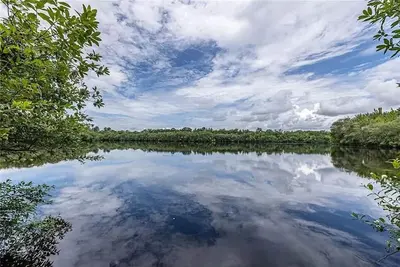 Image de Peaceful Cabin w/ Large Lake and pool - 132 acres.