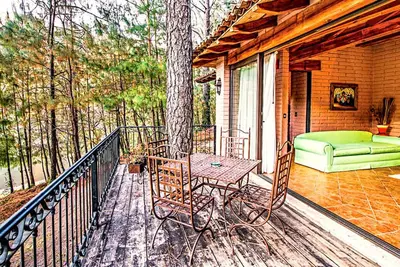 Image de Charming 2 Bedroom Cottage on Private Lake
