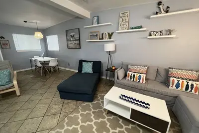 Image de Enjoy Mid-Century Modern at West Coast Whitney