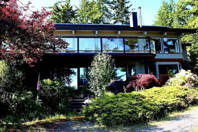 Image de The Applebnb • Entire 4 Bedroom Home & Gardens