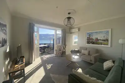 Amazing views! 5 mins to beach