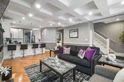 Image de Chicago Fhs Rental - Vernon Ave
