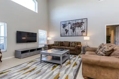 Emerald Island Resort - 4 Bed 3 Baths Villa