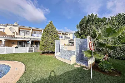 Image de Elegant terraced house in a fantastic south position in Els Poblets