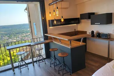 Image de L'Essens Fayence. . . Suite avec vue imprenable