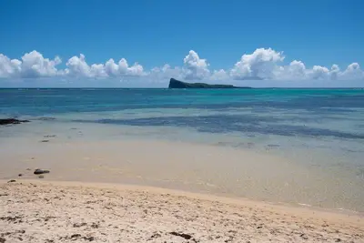 beautiful flat, 30m from the beach