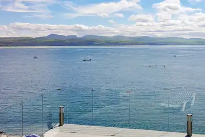 Image de 4 chambres à coucher à Criccieth