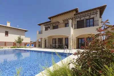 Image de Villa Paphitiko - Cinq Chambres Resort, Couchages 10