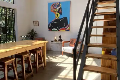 Image de Modern Loft House with Exposed Timber Trusses