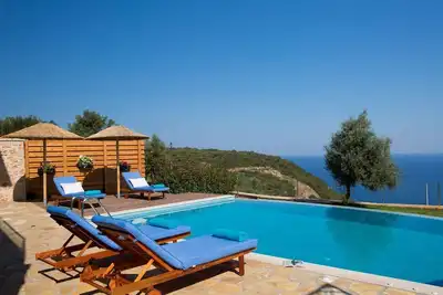Image de Villa Spiaggia - Trois Chambres Villa, Couchages 8