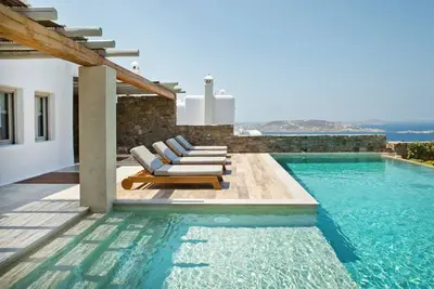 Image de Villa Enaena - Quatre Chambres Villa, Couchages 8