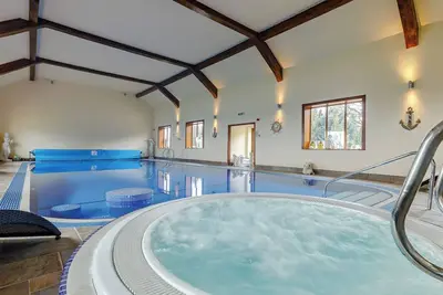 Image de Lakeside View-Uk33428