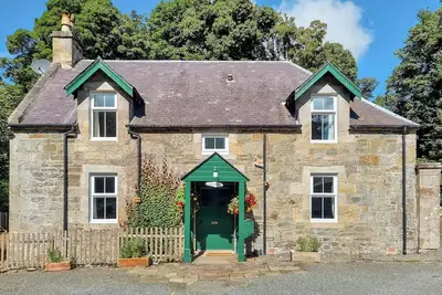 Image de 2 chambres à coucher à Girvan