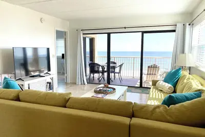 Image de Oceanfront, Top Corner Unit with Fishing Pier & Pool at Amelia By The Sea