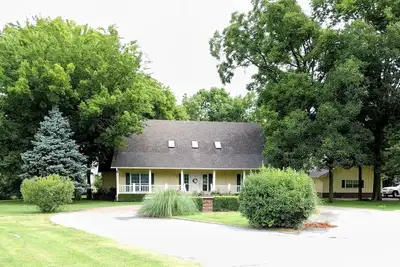 Image de Private Guest House 20 Minutes from U of A