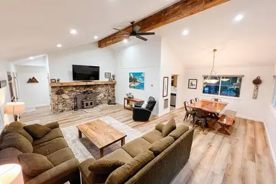 Image de Sweet Haven: 3 Bedroom+Loft, Ac, and outdoor fun!