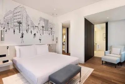 Image de Two Bedroom Residence Near City Walk Shopping Mall By Luxury Bookings