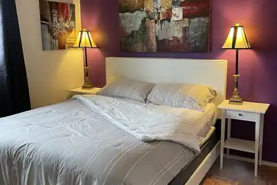 Image de Cozy shared stay on the corner of Houde Drive.