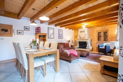 Image de Appartement duplex avec 3 chambres pour 6 personnes au centre de Morzine.