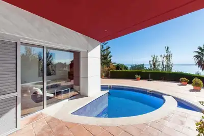 Image de La Meva Lluna, Luxury villa on the beachfront with pool
