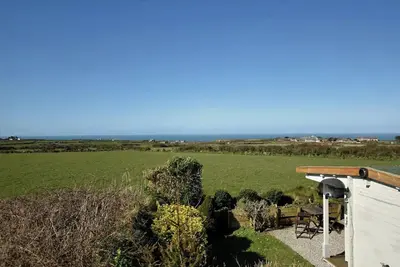 Image de Lillie's Lookout - A Cool Cabin with Great Views and Walking Distance to Coast