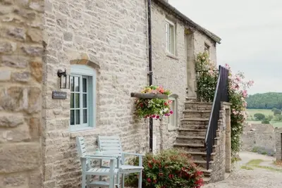 Image de Luxury Dales village retreat, quiet private lane.