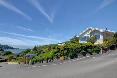 Image de Bay View Bungalow - Trois Chambres Maison, Couchages 6