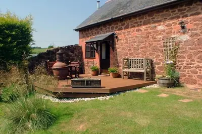 Image de Luccombe Barn - Deux Chambres Maison, Couchages 5