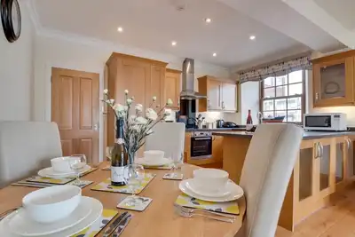 Image de Sterling - Deux Chambres Appartement, Couchages 4