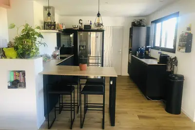 Image de Villa de 2019, mobilier moderne et récent de qualité
