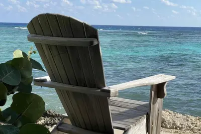 Image de Ocean Front Stunning Views and Private Romantic Peninsula!