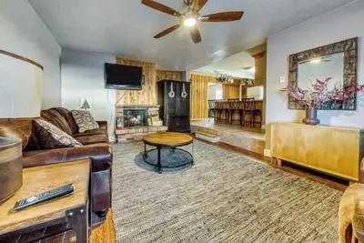 Image de Spacious 2br, 2ba for 6– Beautiful Area