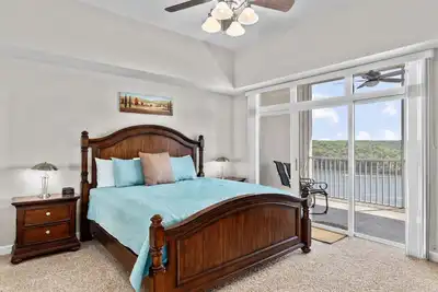Image de Towers 9110 - Beautiful Condo with 16x40ft Boat Slip!