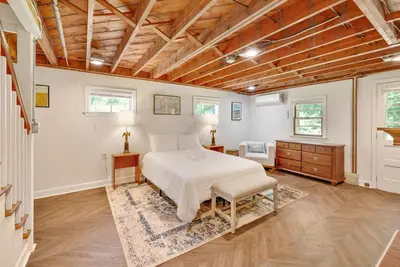 Image de Peaceful Mountain Retreat Near Appalachian Trail, Wineries, Breweries and More